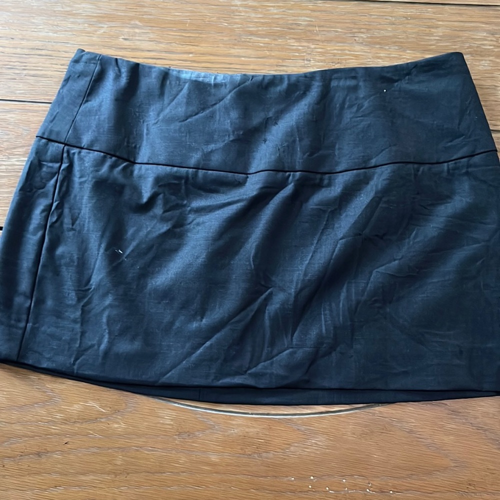 Bebe mini skirt size 4